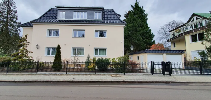 Wohnen mit Charakter: 3-Zimmer-Dachgeschosswohnung in Berlin-Tegel — photo 1